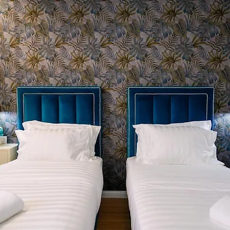 Ξενοδοχείο Capital *