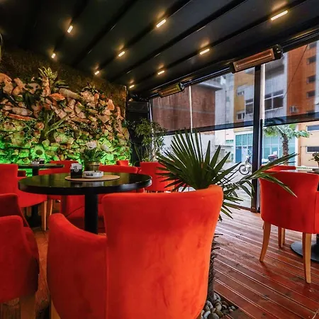 Capital Тирана