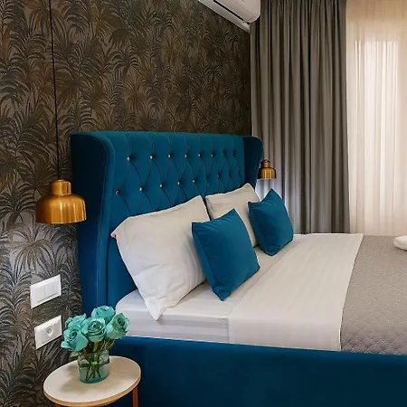 Capital Τίρανα