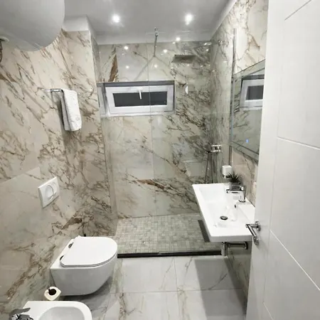 Capital By Arta 4* Tirana