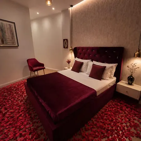 Capital By Arta Hotel