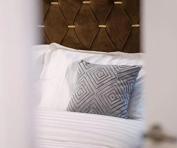 Hotell Capital Tirana